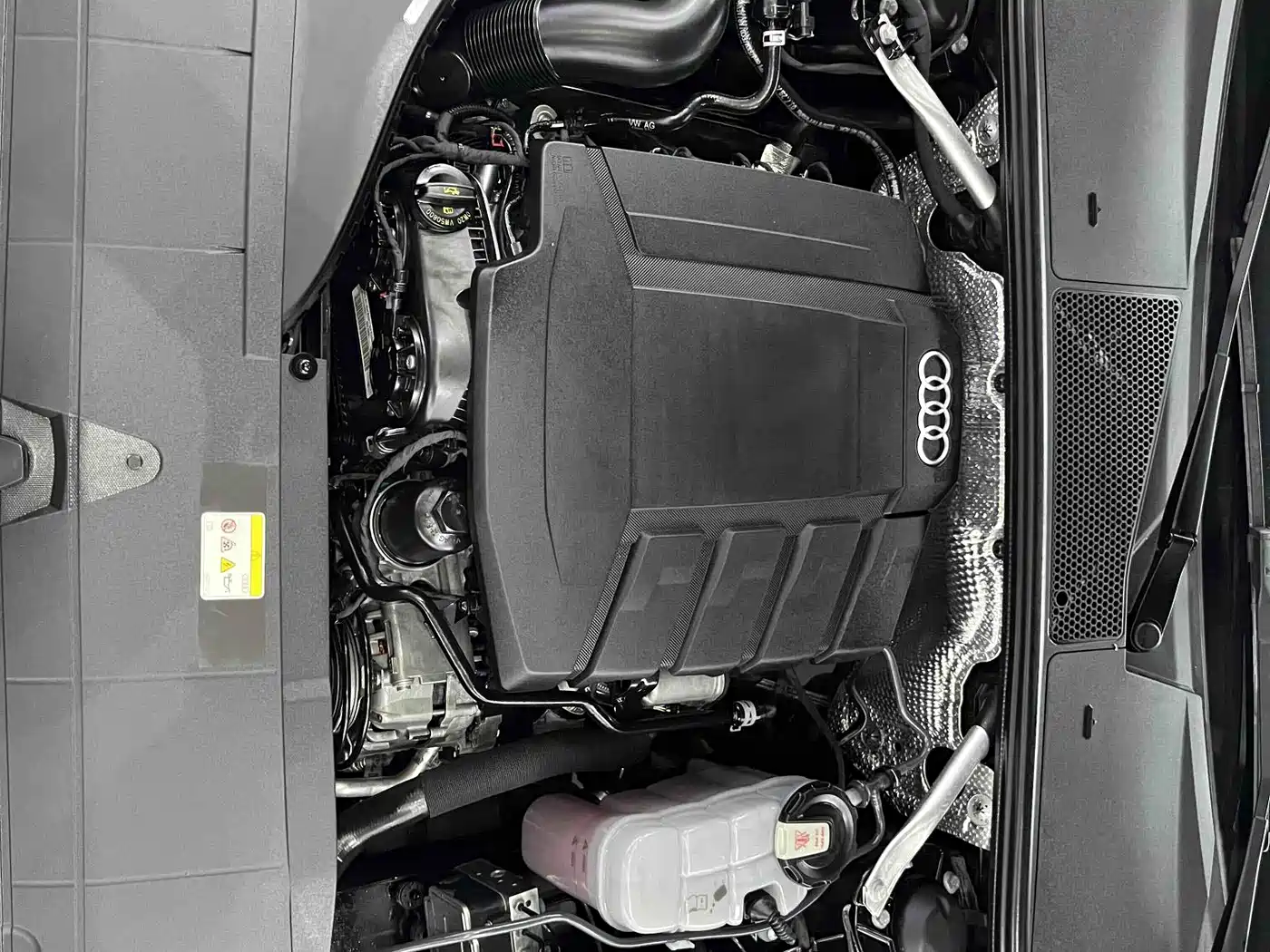 Audi A6L 2023 45 TFSI Premium Selection Dynamic фото 23