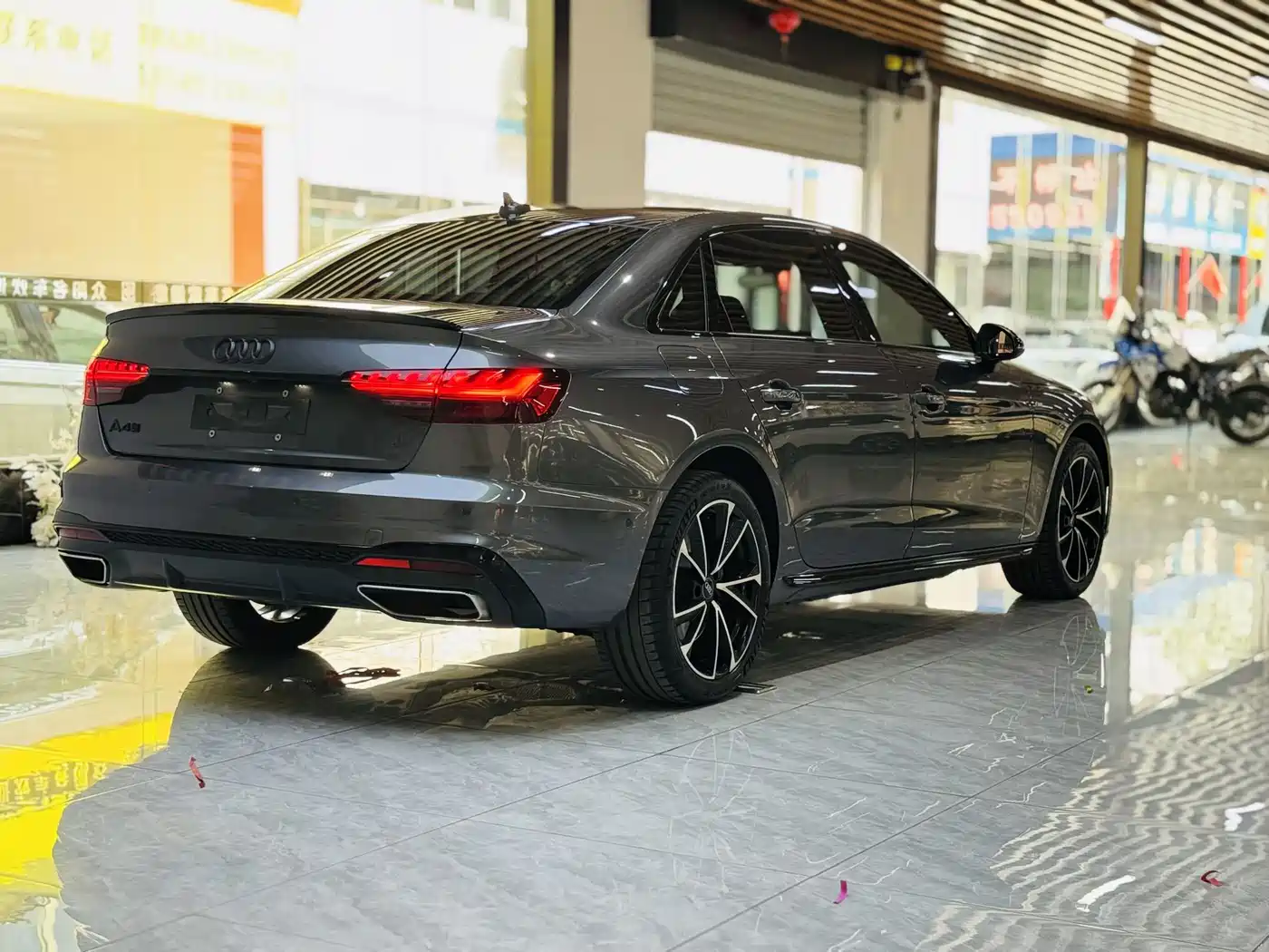 AUDI A4L