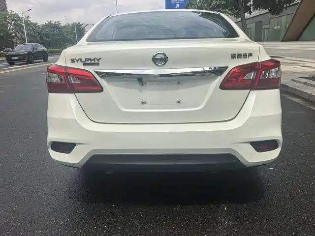 Nissan Sylphy 2022 Classic 1.6XE CVT Comfort Edition — фото 4
