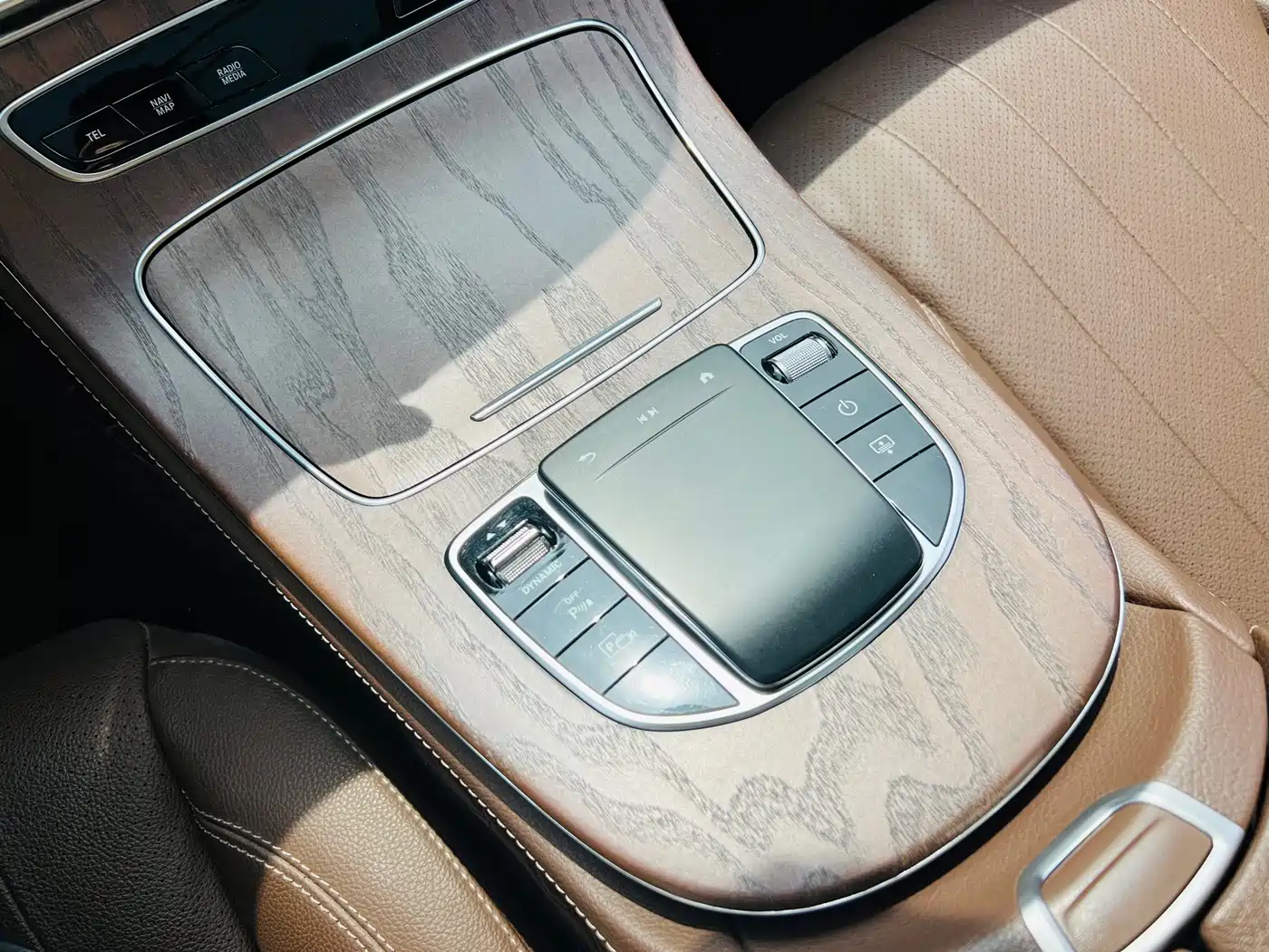 Mercedes-Benz E-Class 2023 E 300 L Luxury фото 11
