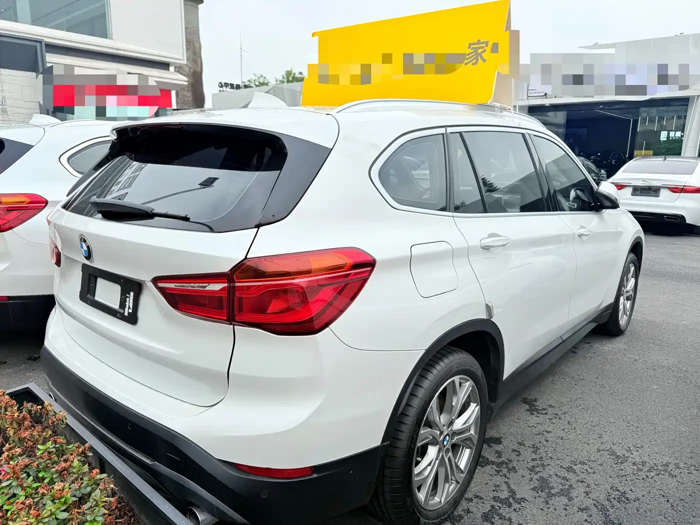 BMW X1 2019 sDrive20Li Leading Model фото 8