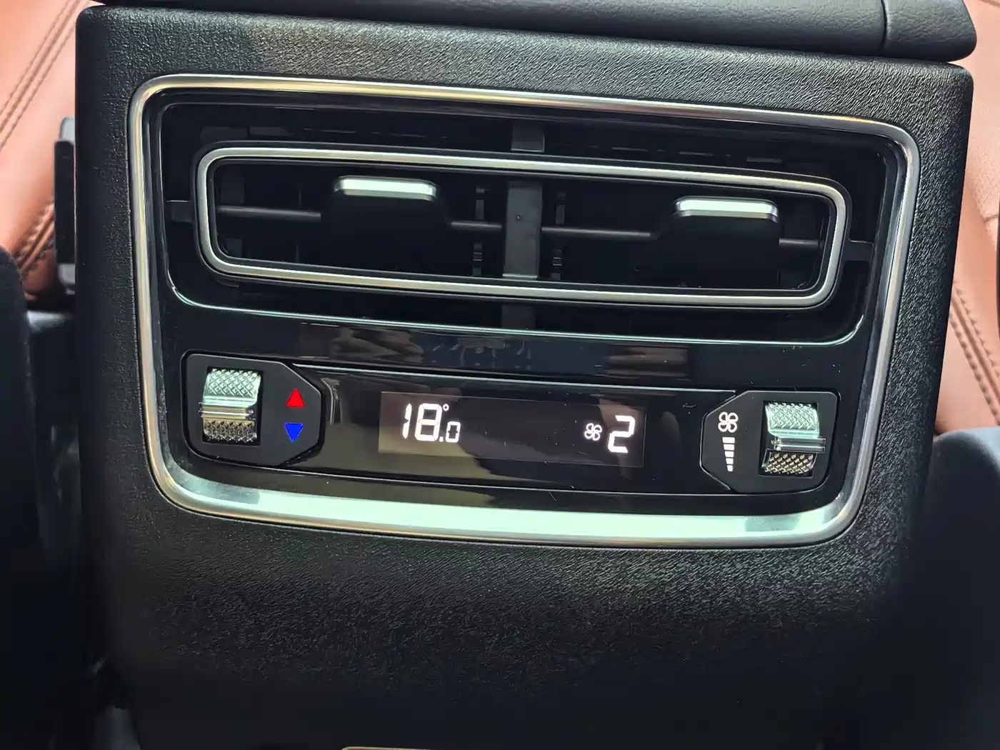 Lincoln Z 2023 2022 Facelift iCool Premium Elegance Edition