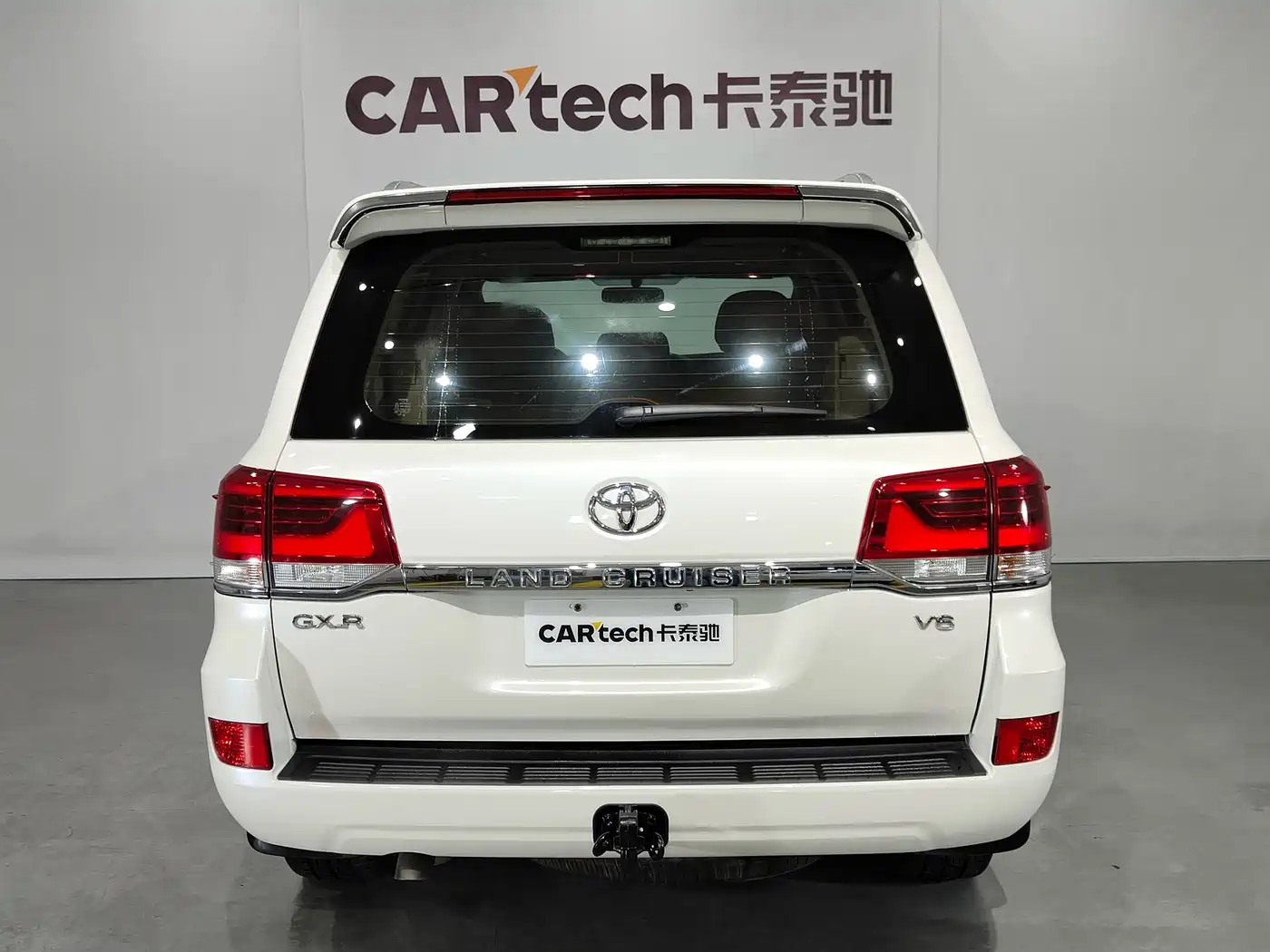 Toyota Land Cruiser (Import) 2015 4.0L V6 Middle East Limited Edition фото 17