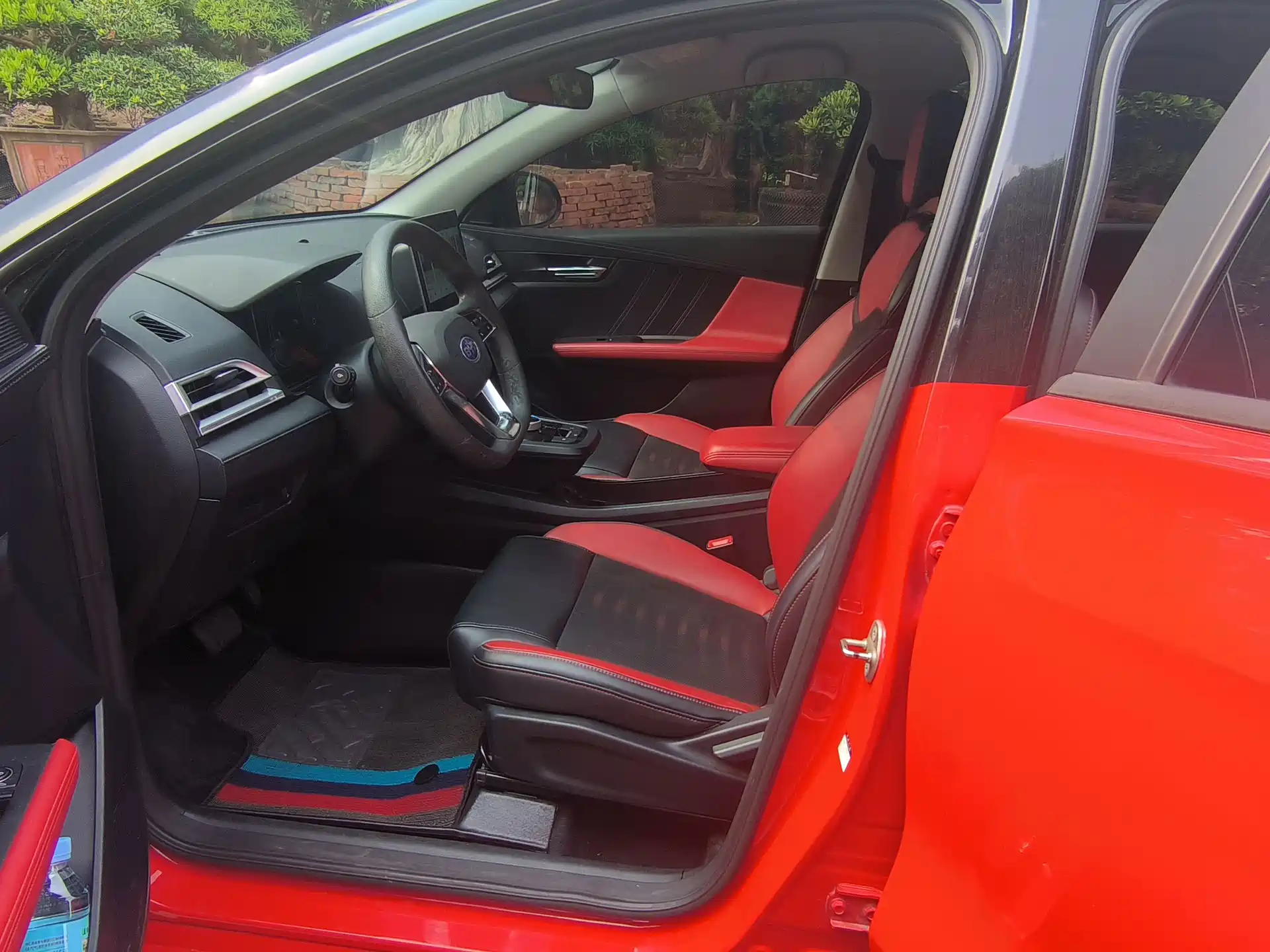 Фото 4 - BYD e2