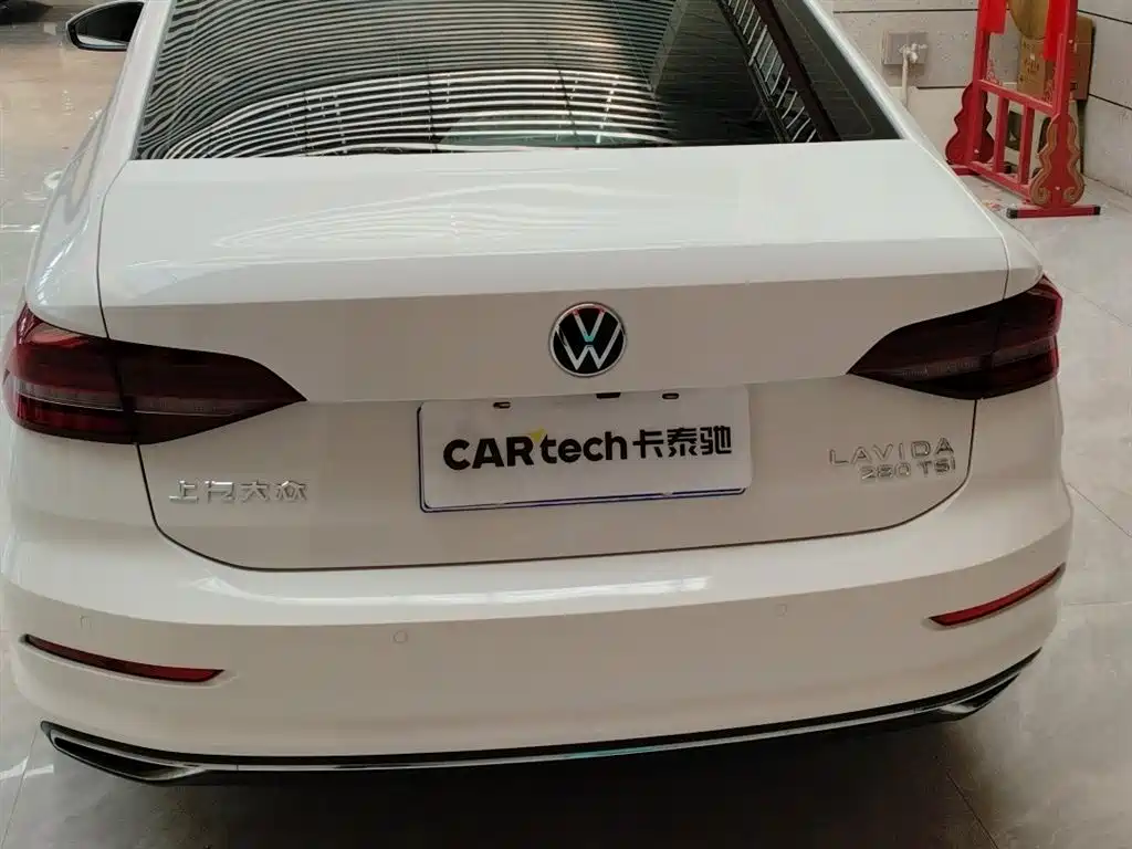 Volkswagen Lavida 2022 280TSI DSG Comfort Edition фото 9
