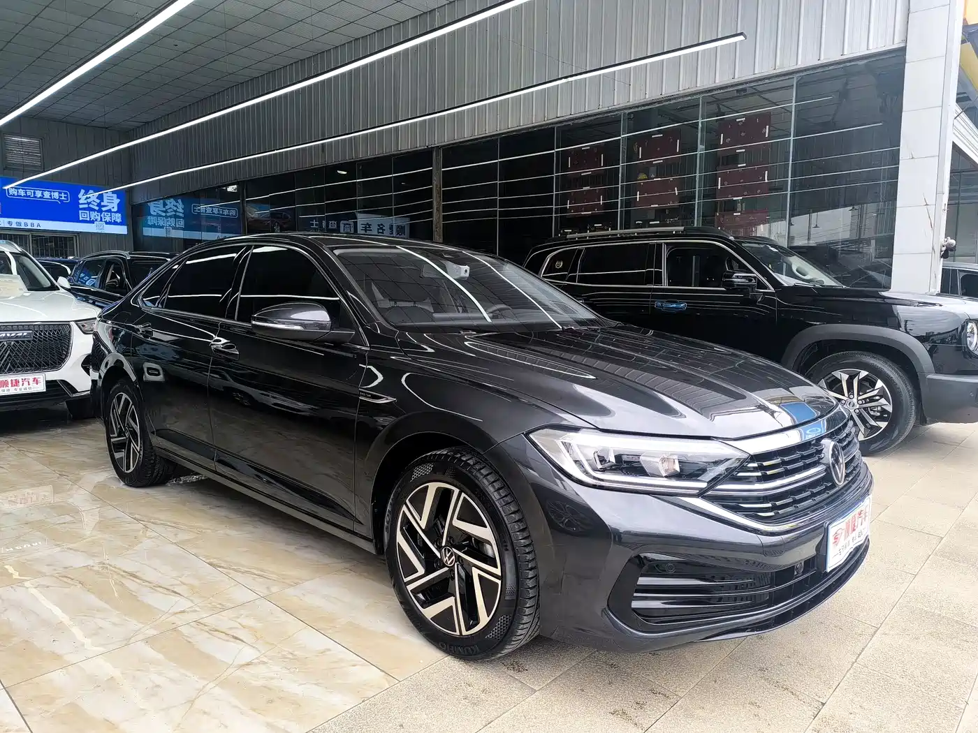 Volkswagen Sagitar 2024 300TSI DSG Surpass Edition фото 3