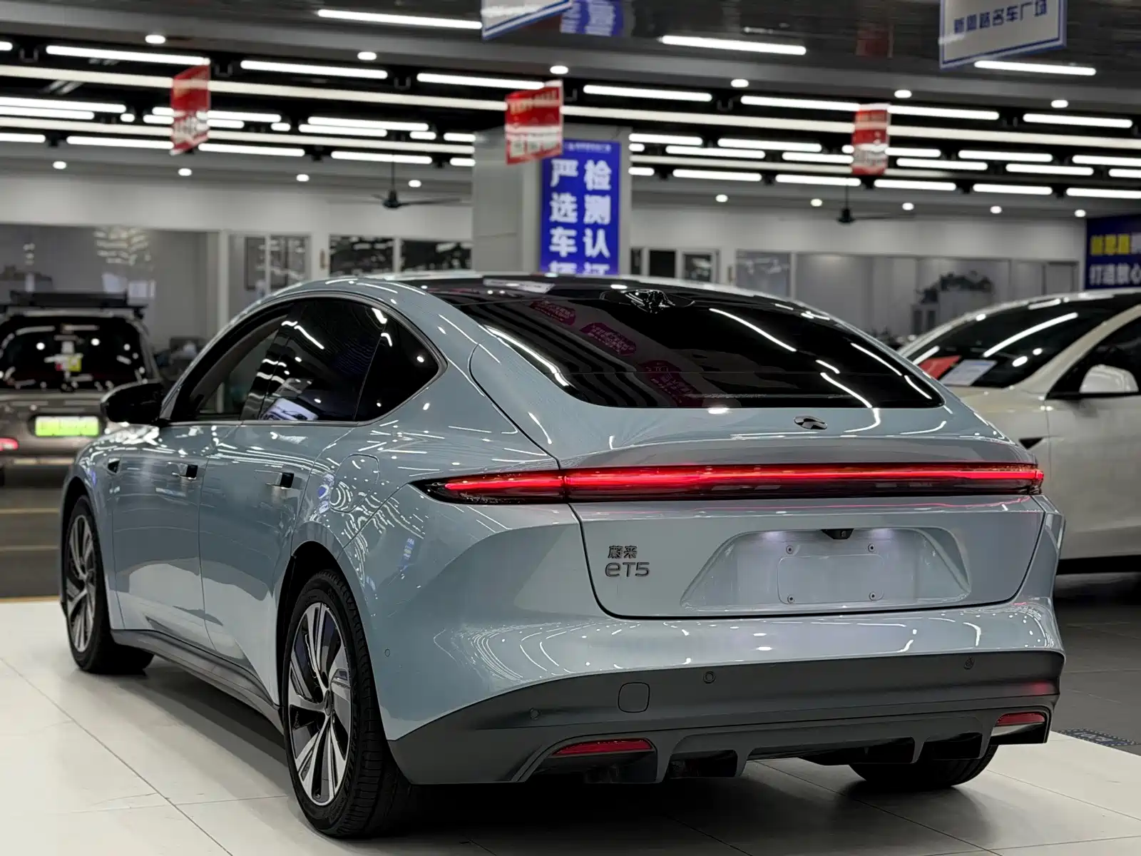 Фото 4 - NIO ET5