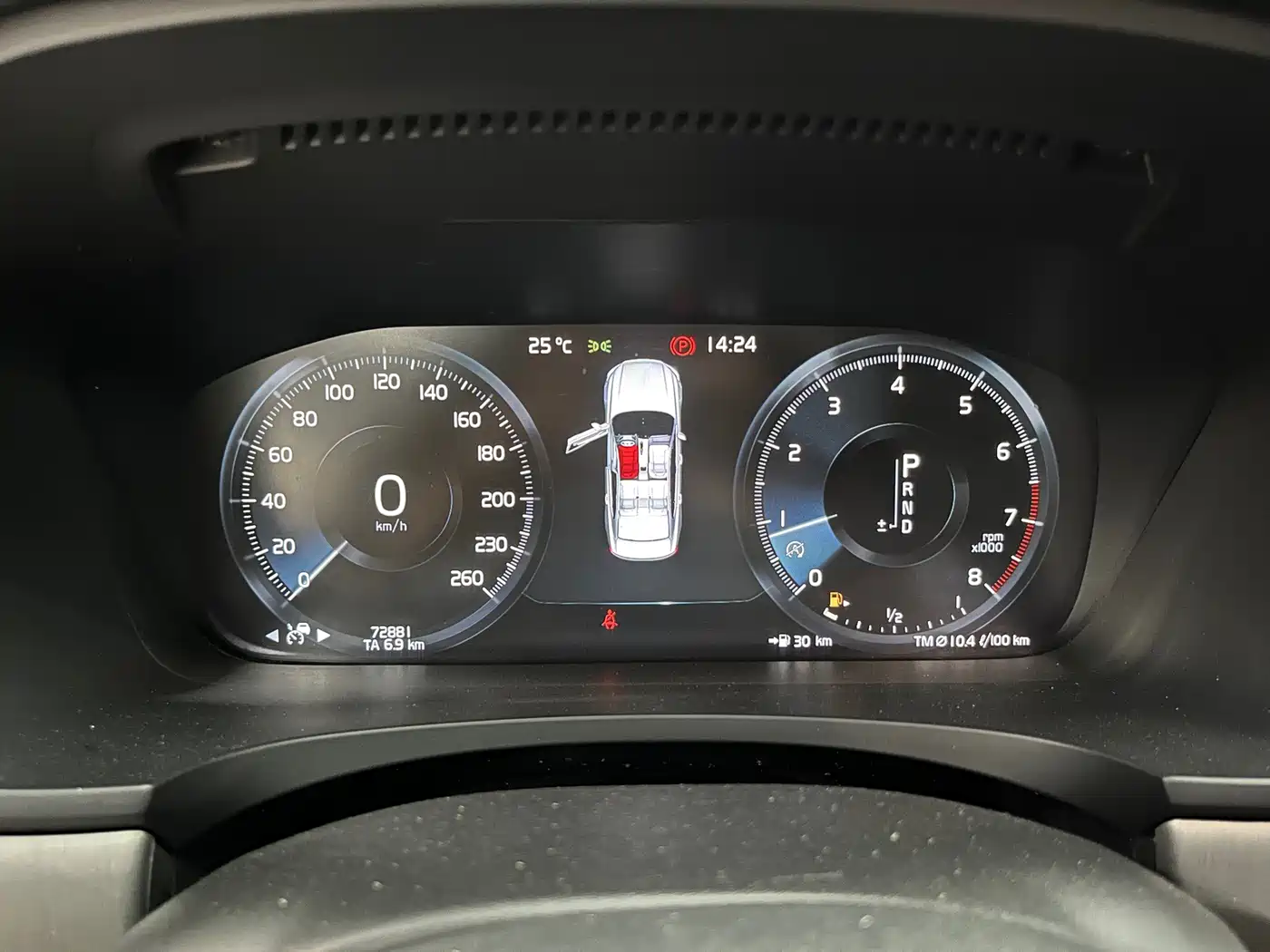 Фото 9 - Volvo S90