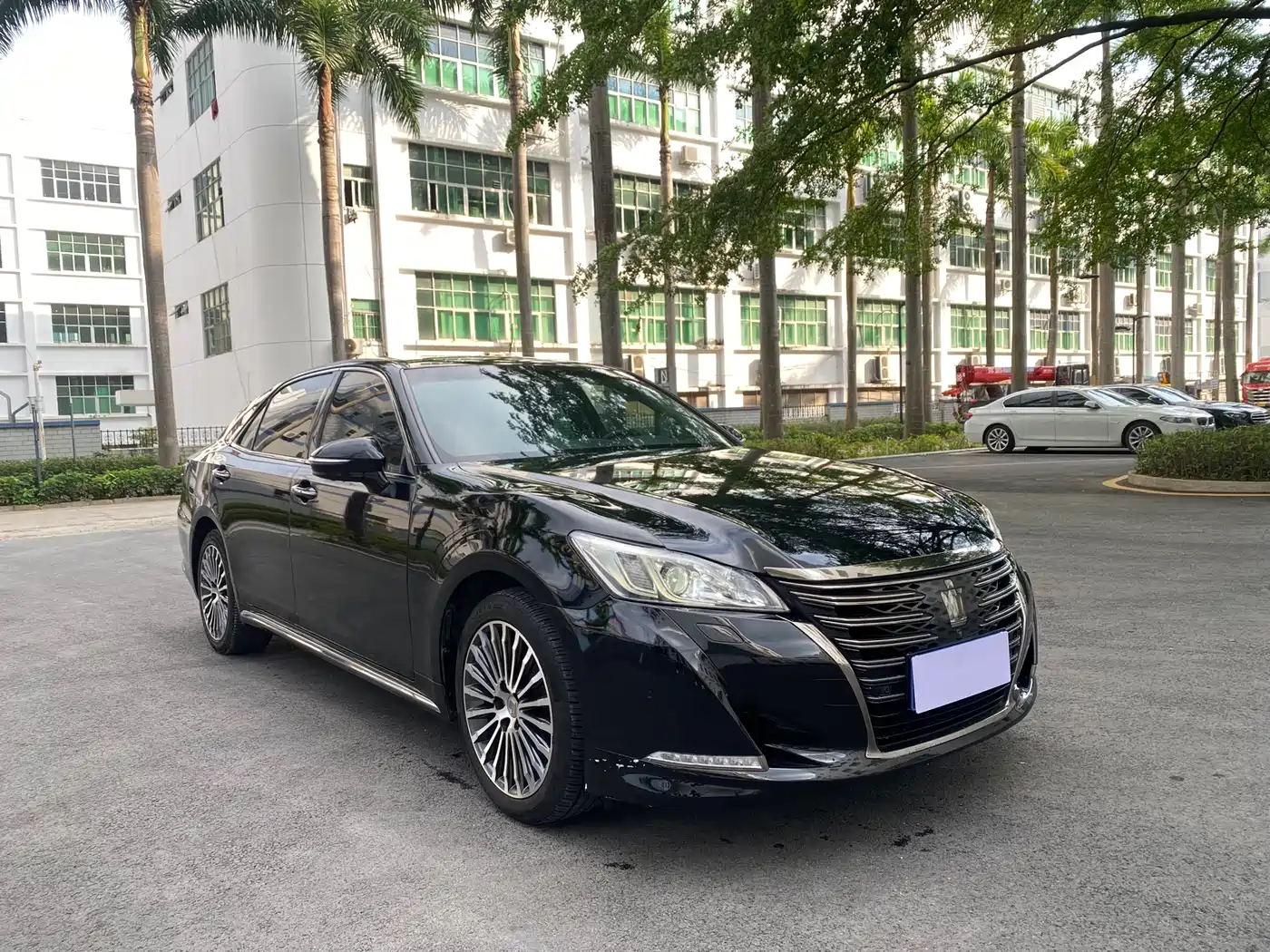 Toyota Crown 2018 2.0T Sport Edition фото 3