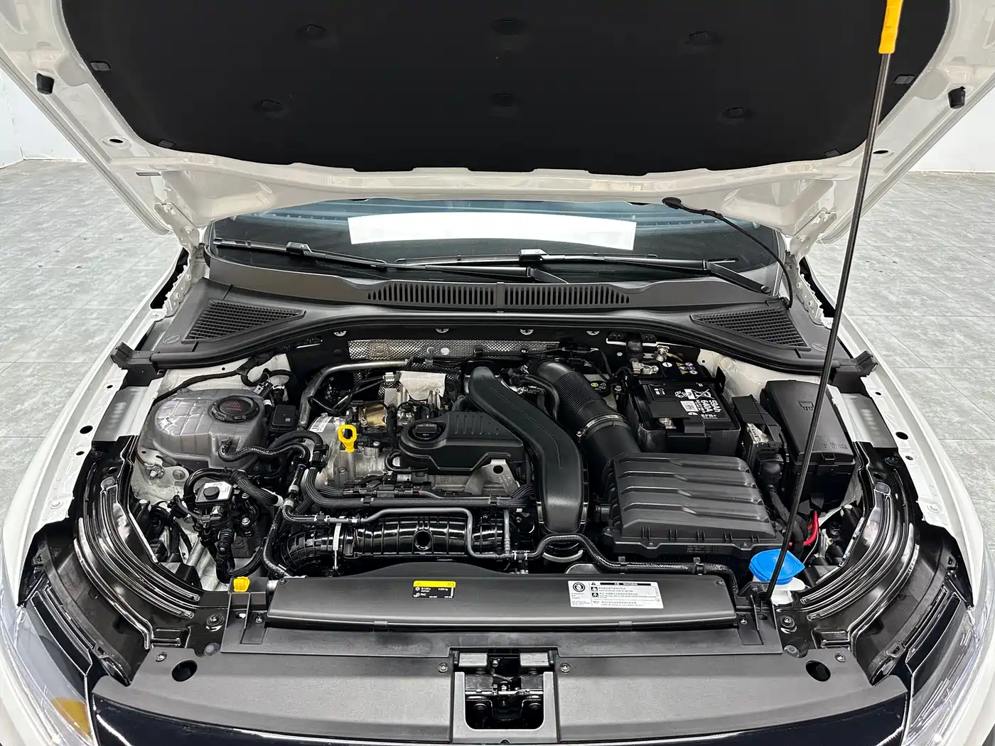 Volkswagen Lavida 2024 Model 300TSI DSG Starlight Full Comfort Edition фото 22