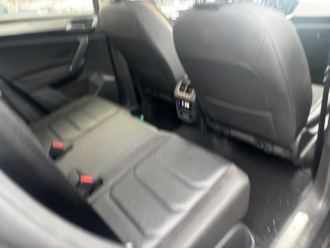 Volkswagen Tayron 2021 280TSI 2WD Luxury Smart Connect фото 8