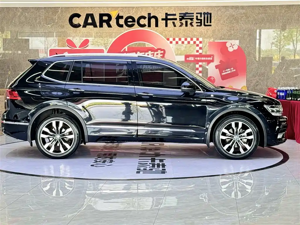 Volkswagen Tiguan L 2021 330TSI Automatic 2WD R-Line Premium фото 4