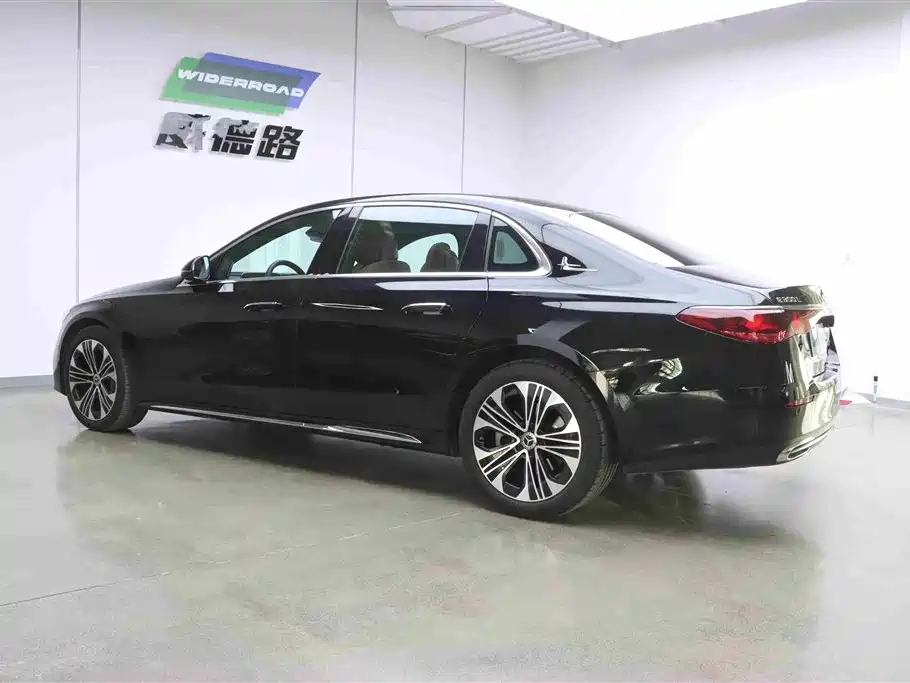 Mercedes-Benz E-Class 2025 Facelift E 300 L Luxury фото 6