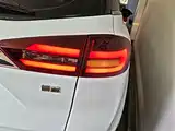 Фото 8 - Geely Atlas