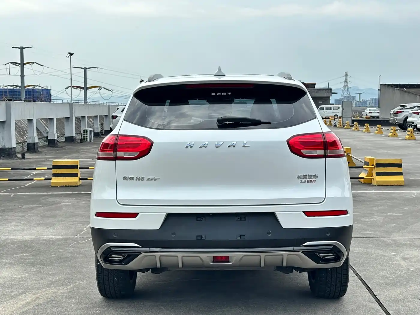 Фото 8 - Haval H6