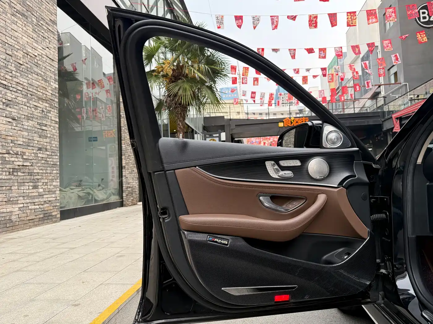 Mercedes-Benz E-Class 2020 Facelift E 300 L Sport Fashion фото 10