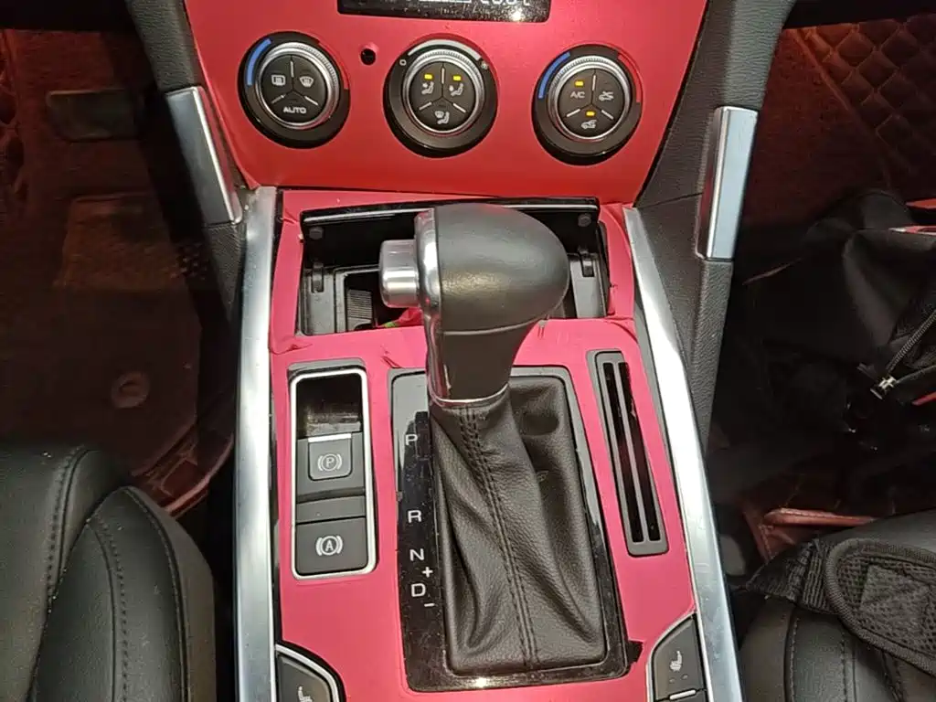 Photo 14 - Haval H7
