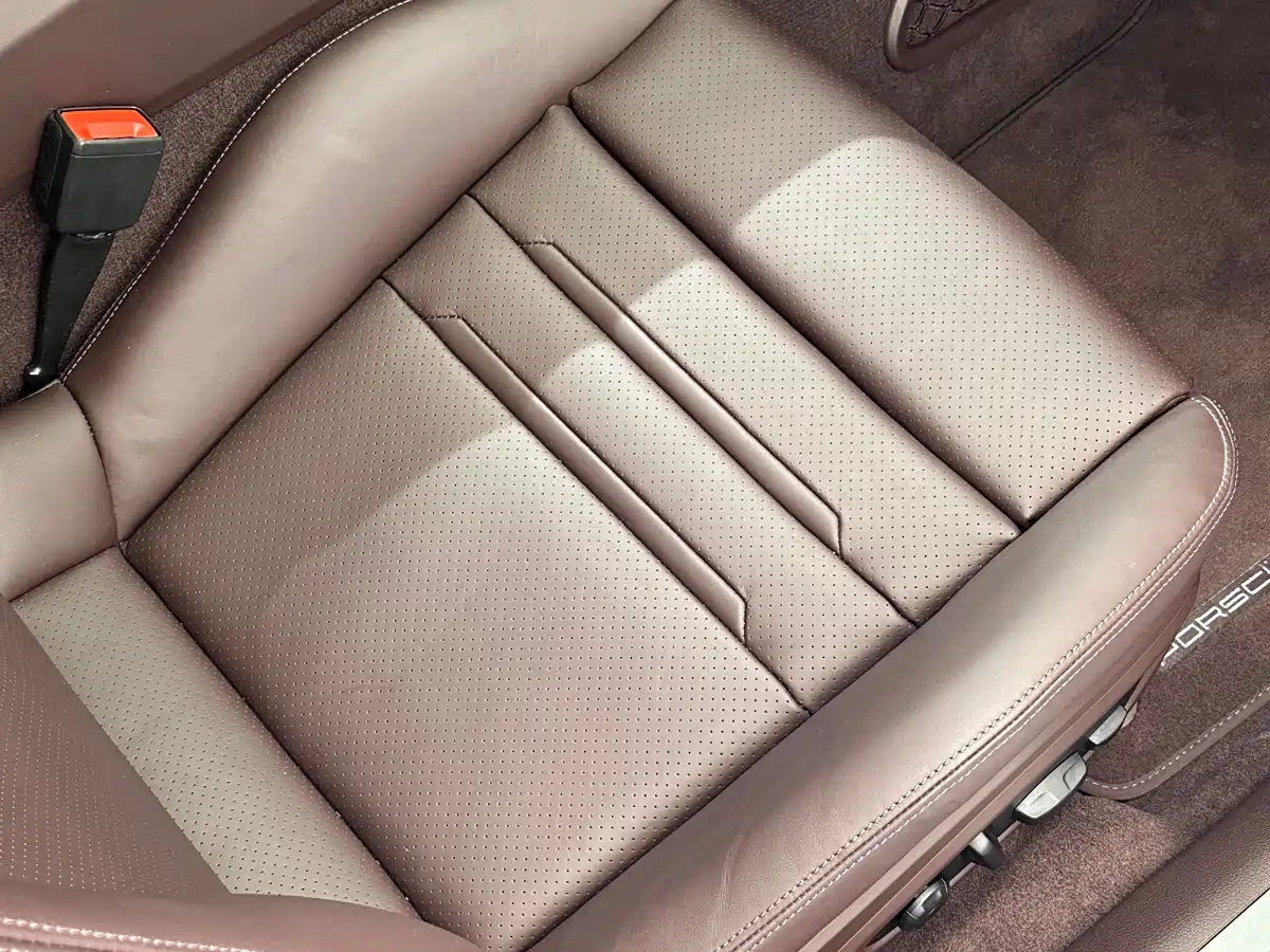 Photo 26 - Porsche Panamera New Energy