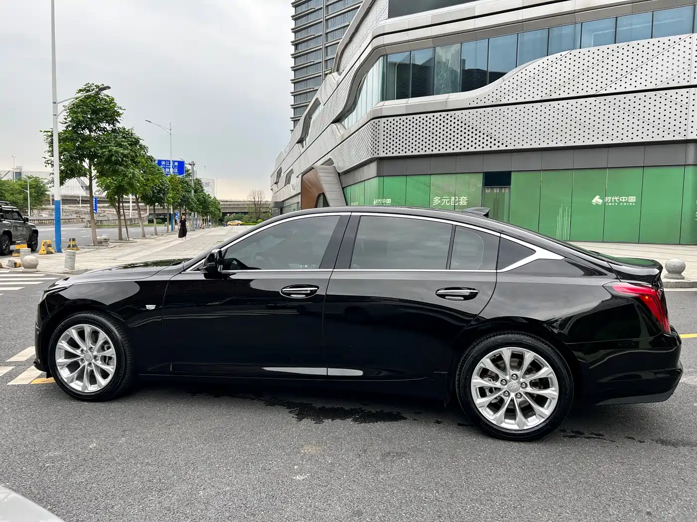 CADILLAC CT5