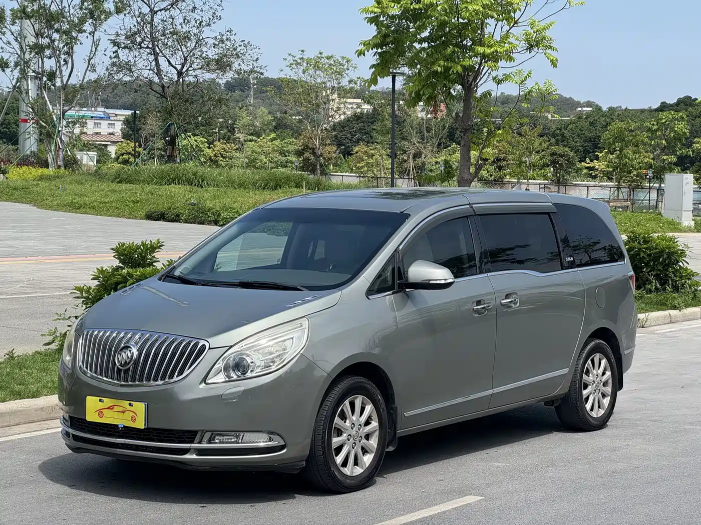 Buick GL8 2011 3.0L GT Luxury Business Elegance Edition