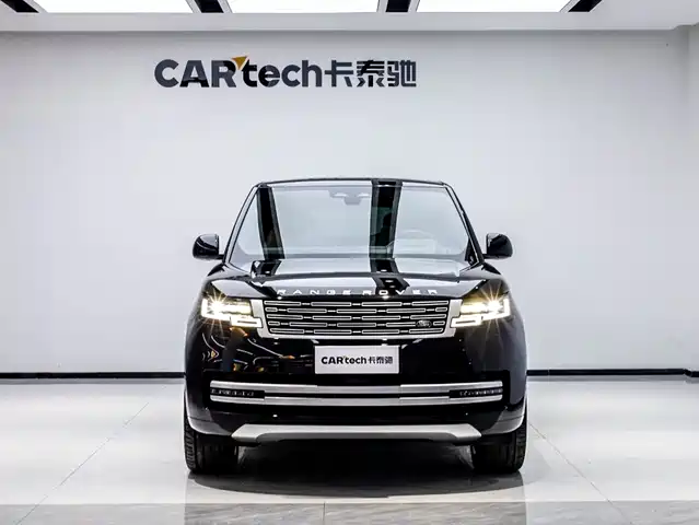 Land Rover Range Rover 3.0 L6 400PS, Удлинённая