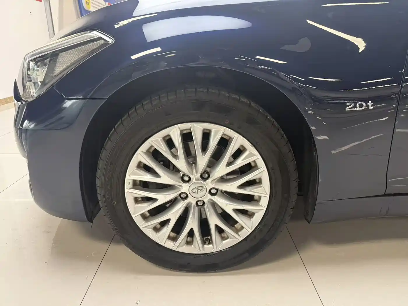 Infiniti Q70 2019 Q70L 2.0T Elite Edition PLUS фото 5