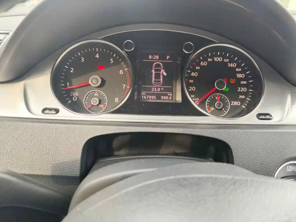 Photo 4 - Volkswagen CC