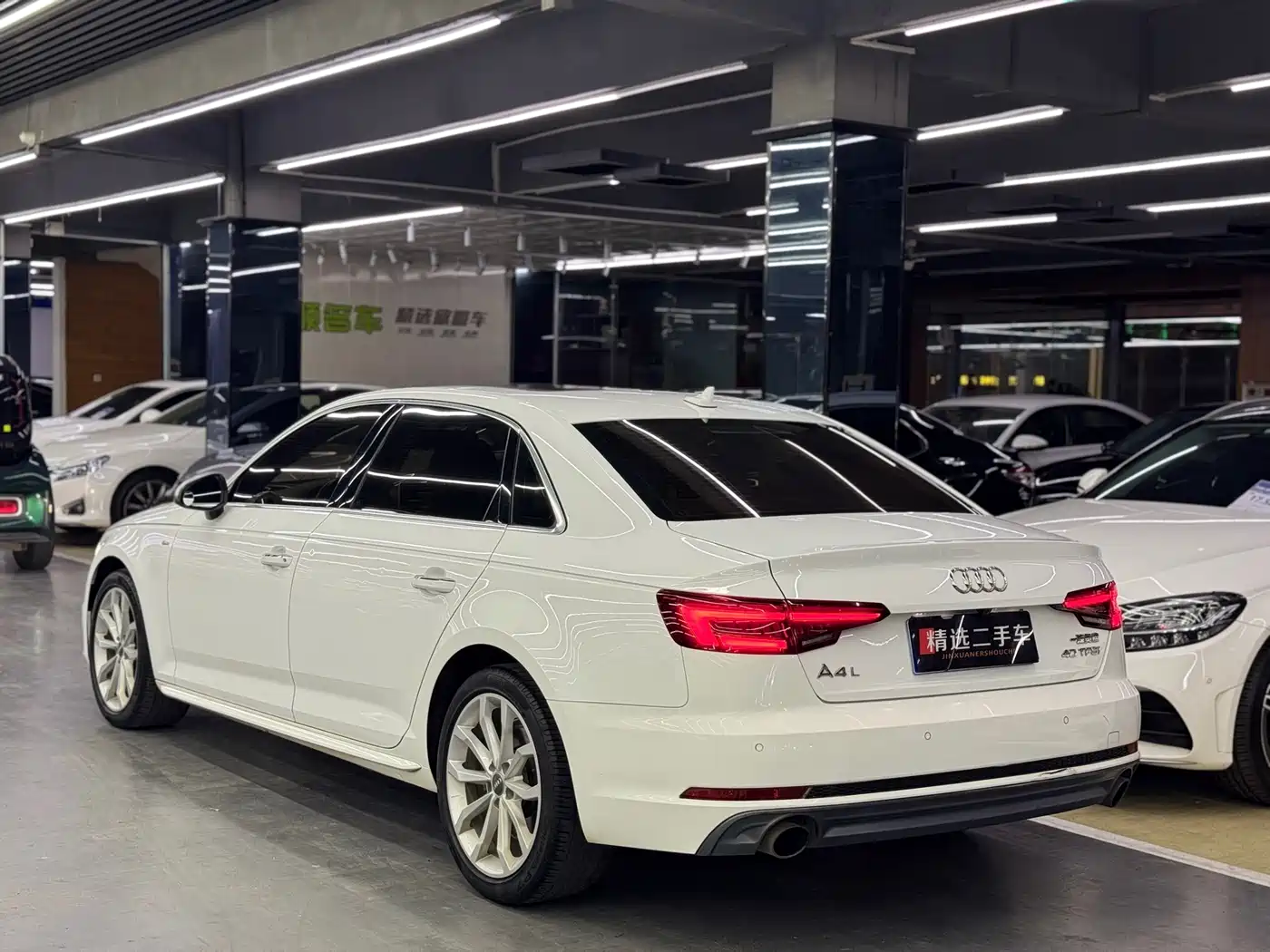 Audi A4L 2018 30th Anniversary 40 TFSI Fashion фото 7