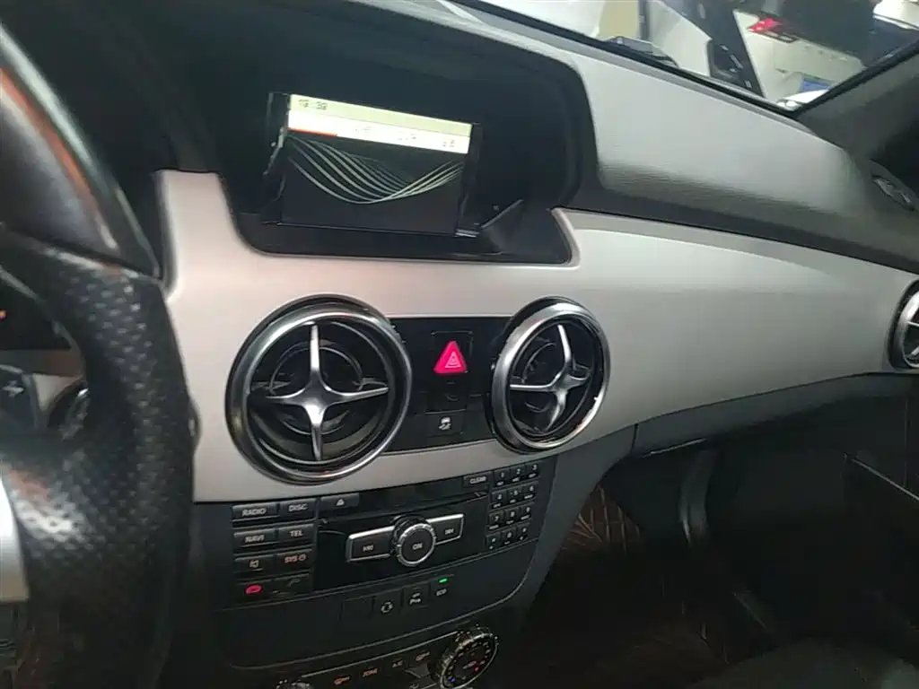 Mercedes-Benz GLK-Class 2015 GLK 260 4MATIC Dynamic Ultimate Edition фото 13
