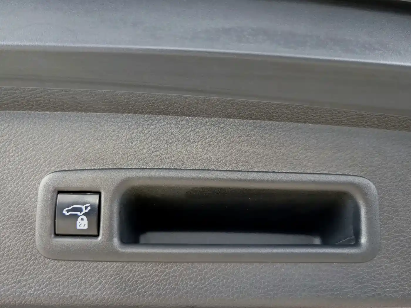 Фото 11 - Toyota Sienna