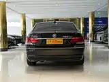 Photo 16 - BMW 7 Series