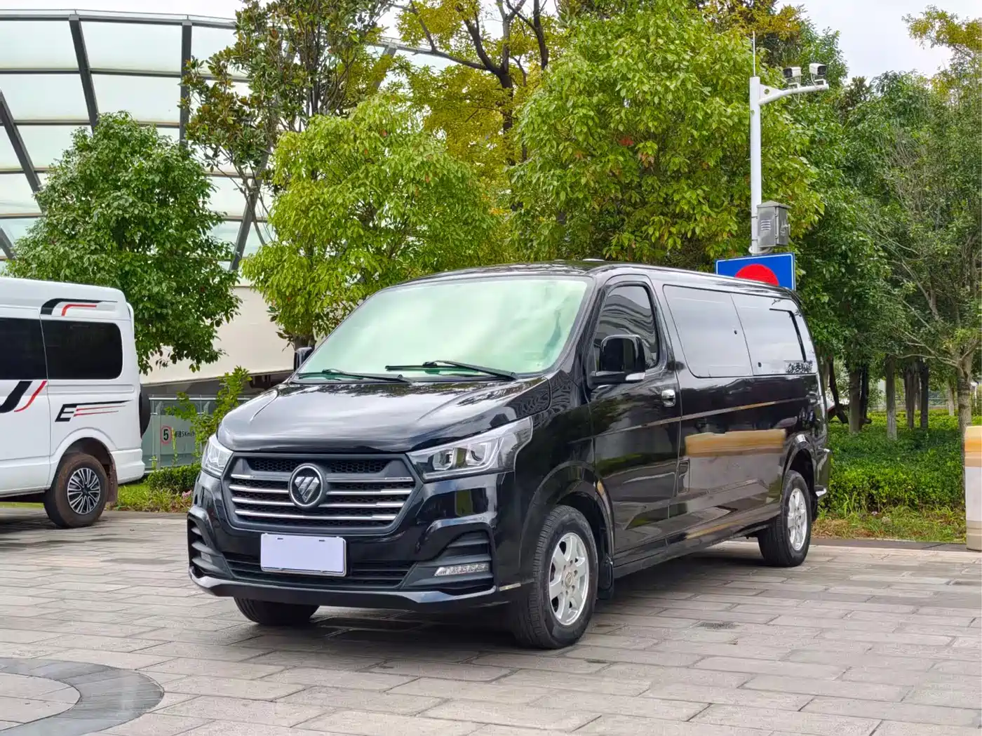 Foton Fengjing G5 2023 2022 2.0T Diesel Business Travel Version Passenger Van 7/9-seater 4F20TC3
