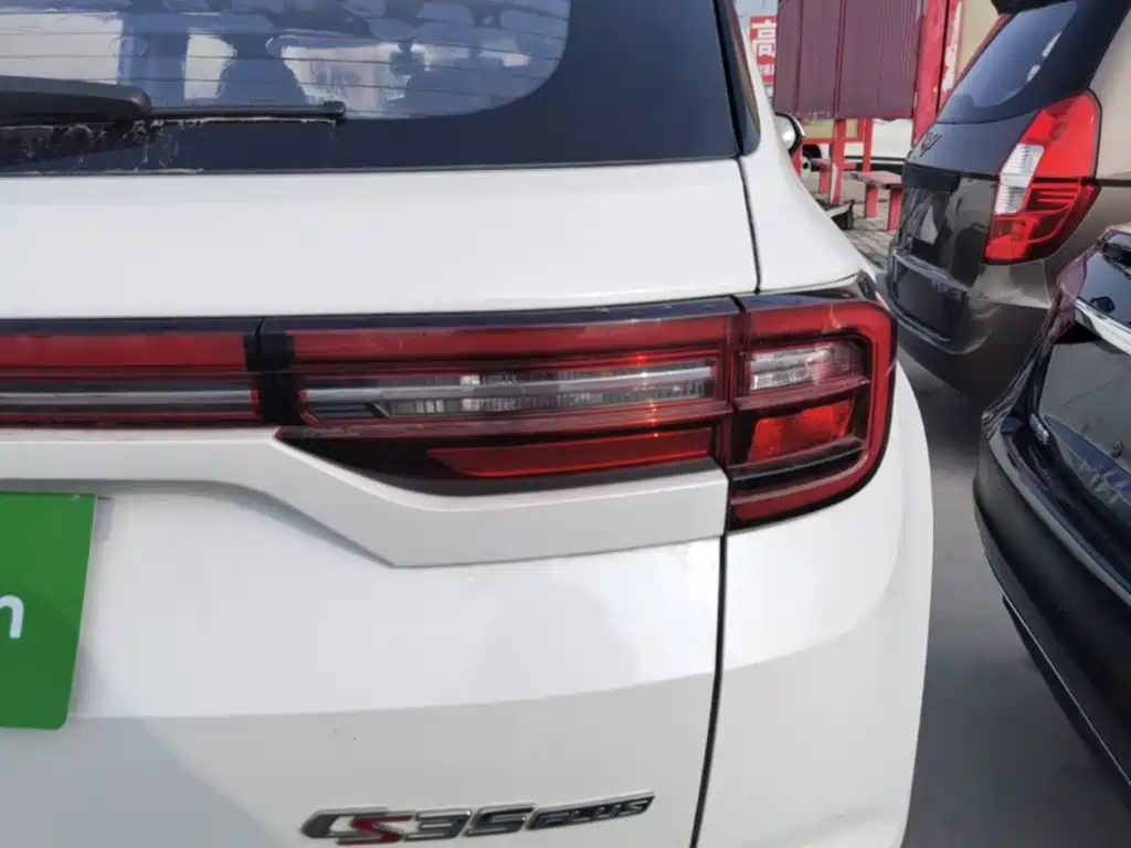 Фото 8 - Changan CS35 PLUS