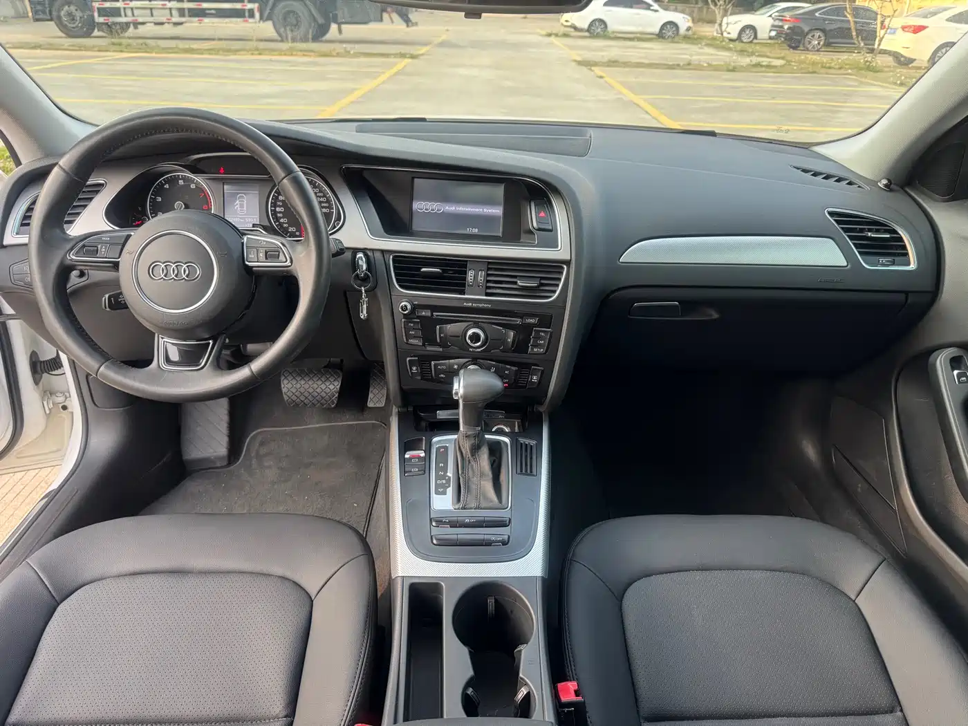 Audi A4L 2013 35 TFSI Automatic Comfort фото 11