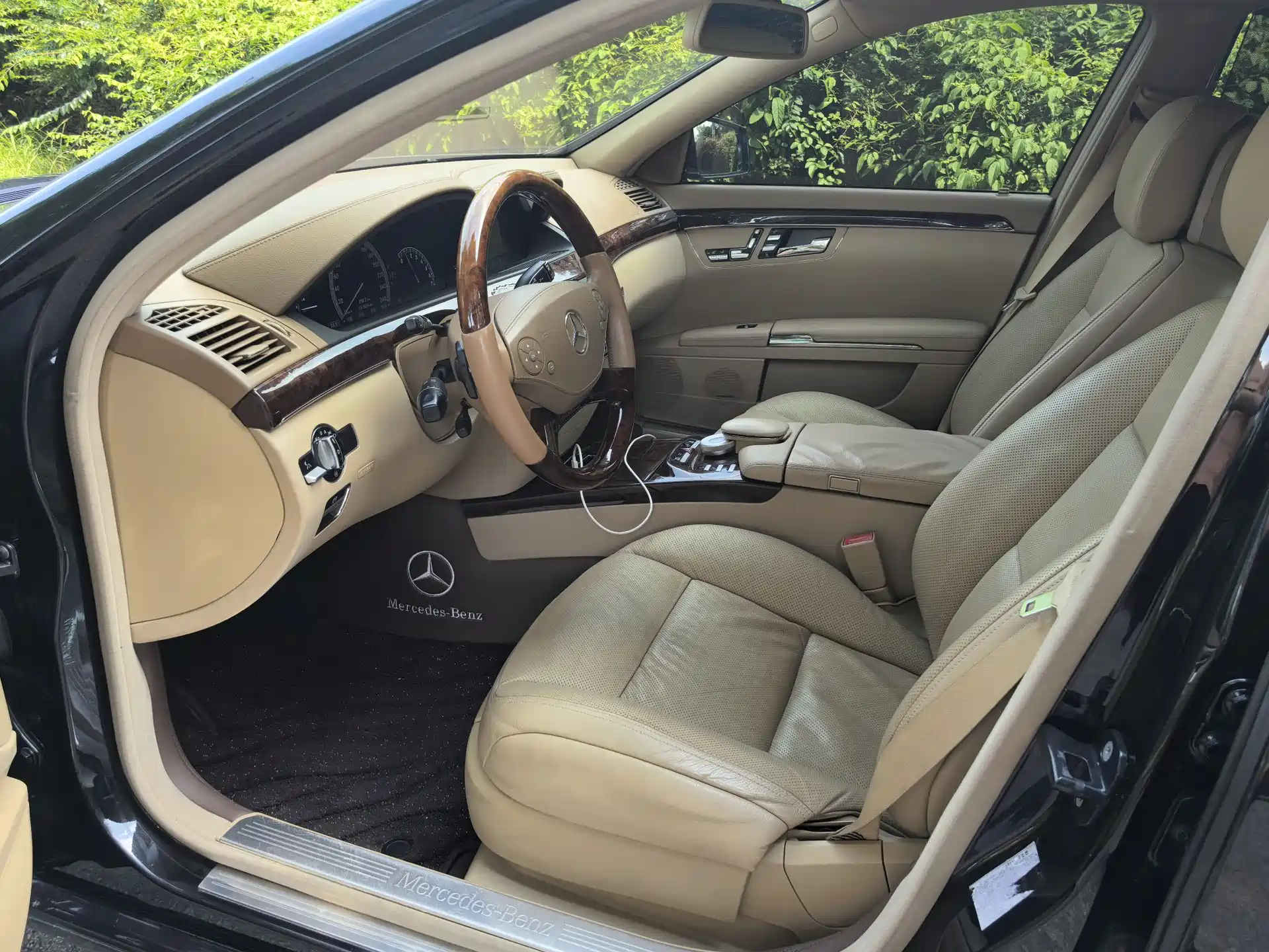 صورة 7 - Mercedes-Benz S-Class