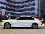 Photo 2 - BMW 3 Series