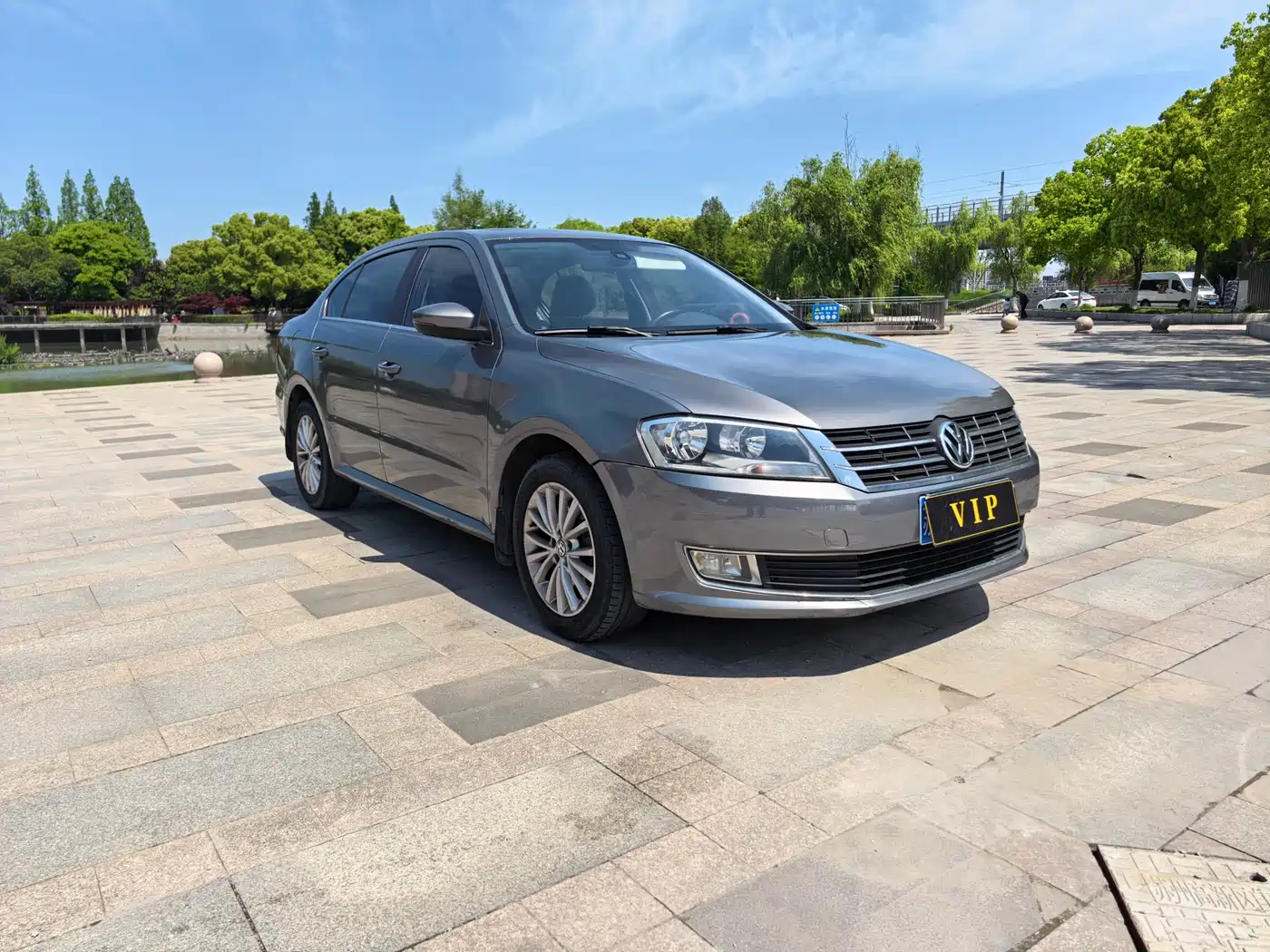 Volkswagen Lavida 2013 Facelift 1.4TSI DSG Luxury фото 2