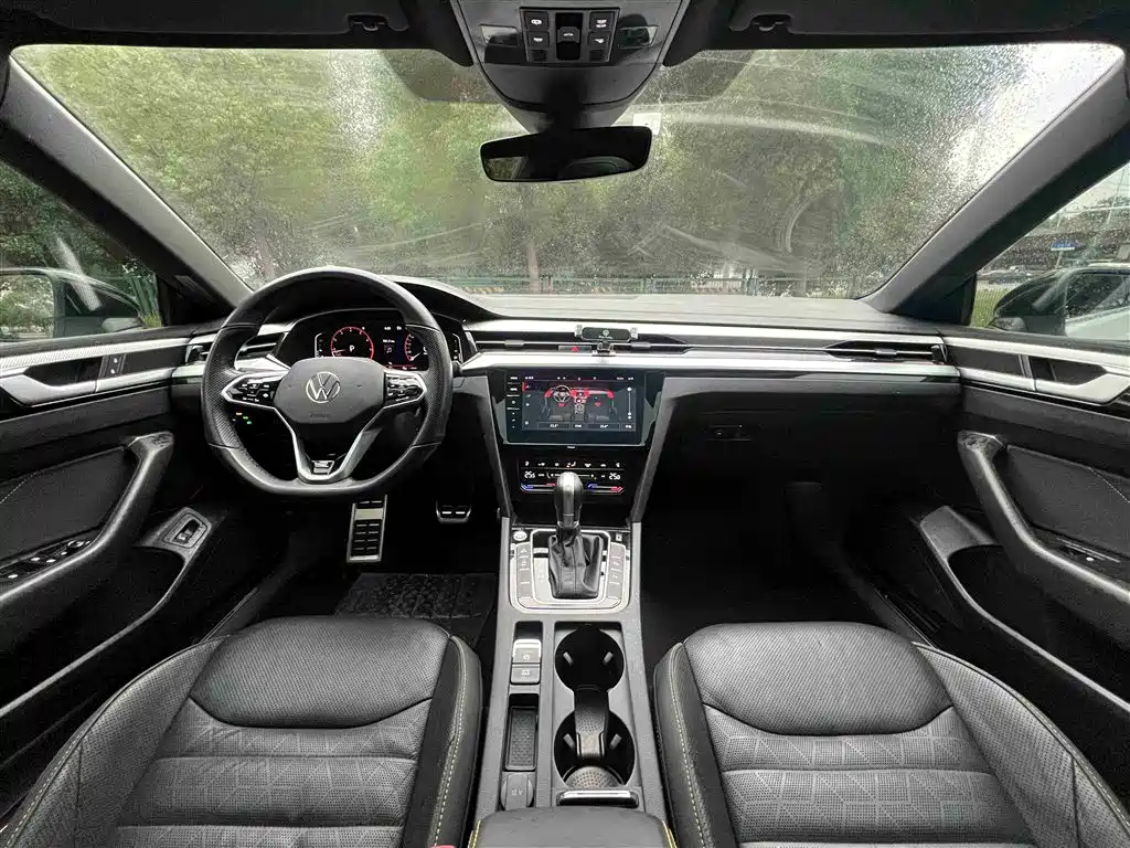 Volkswagen FAW-Volkswagen CC 2021 380TSI Eye-catching Edition фото 18