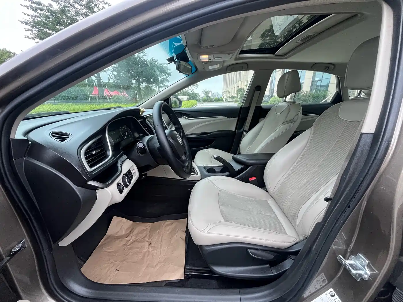 Фото 10 - Buick Excelle