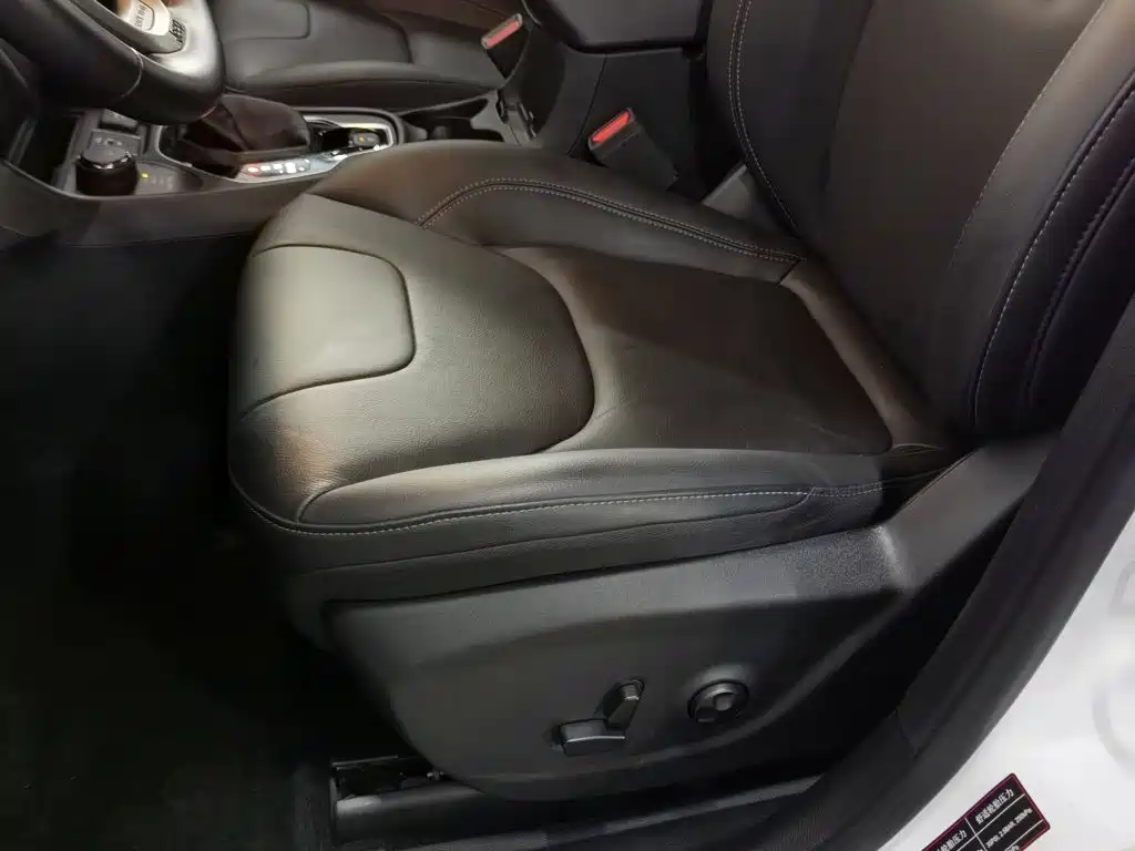 Jeep Cherokee 2021 2020 2.0T AWD Elite Edition