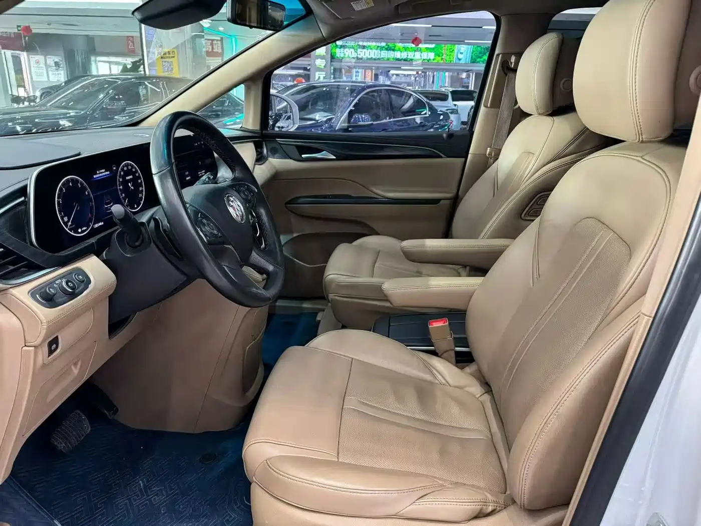 Buick GL8 2021 ES Landlord 653T Luxury фото 4