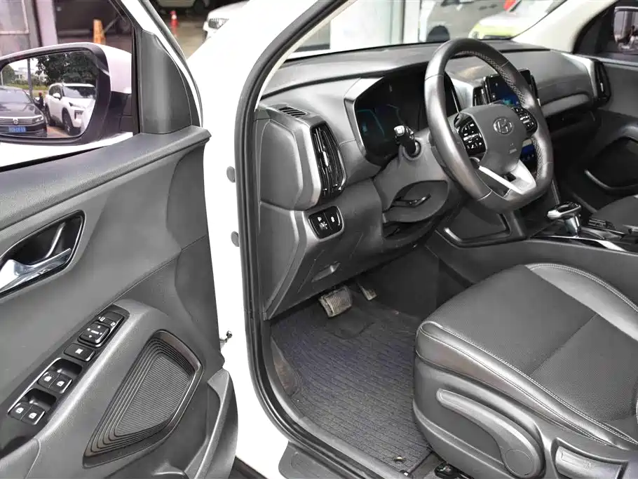 Hyundai Beijing Hyundai ix35 2021 240TGDi DCT 2WD GLS Leading Edition фото 9