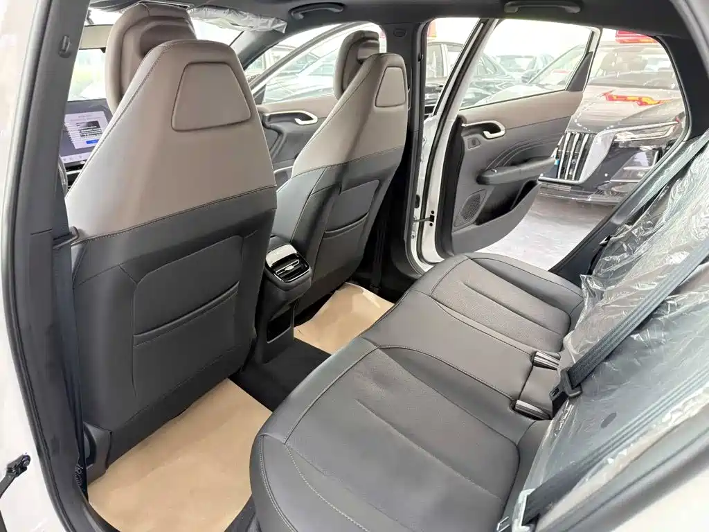 Photo 16 - Changan Eado