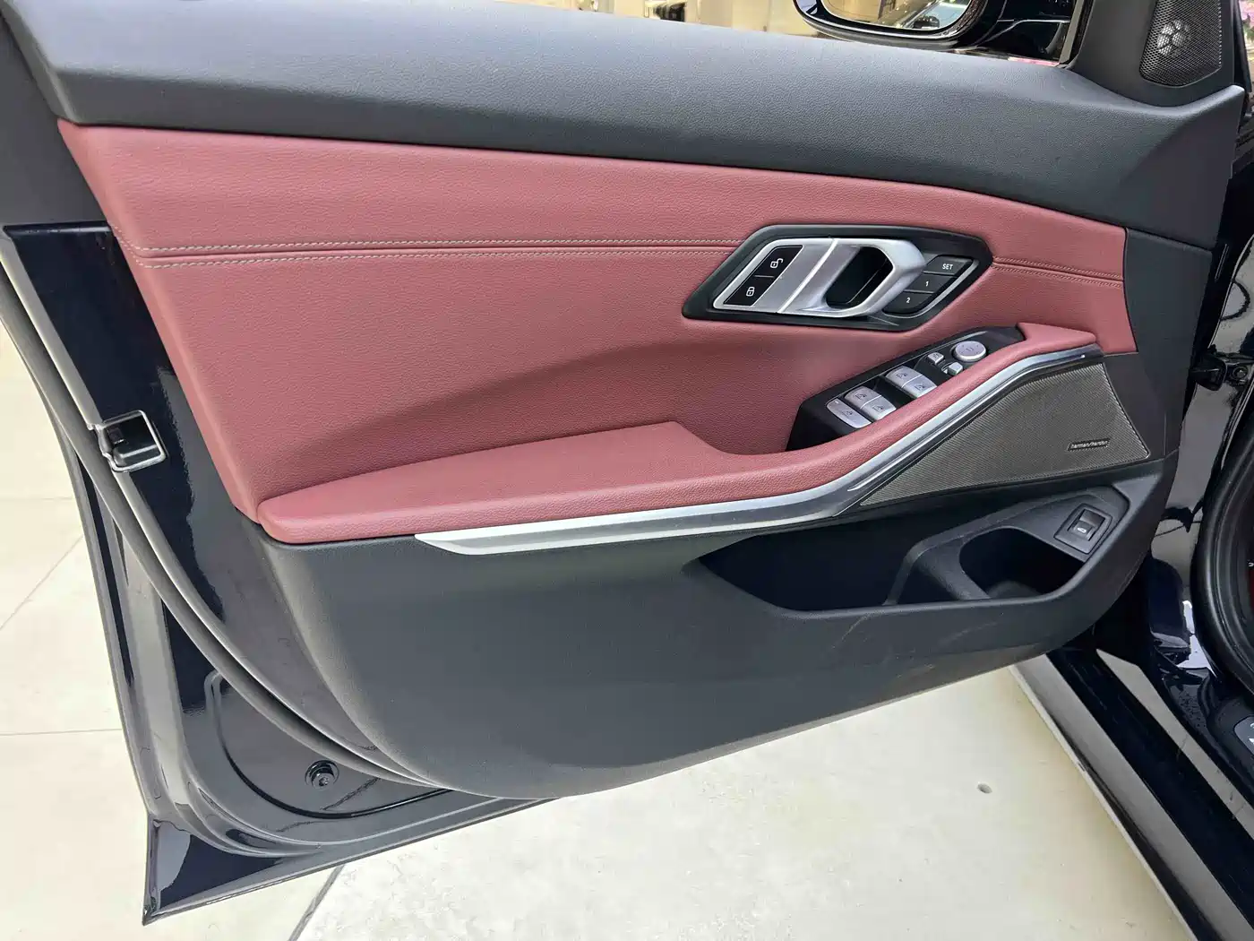 BMW 3 Series 2024 325Li M Sport Shadowline Package фото 6