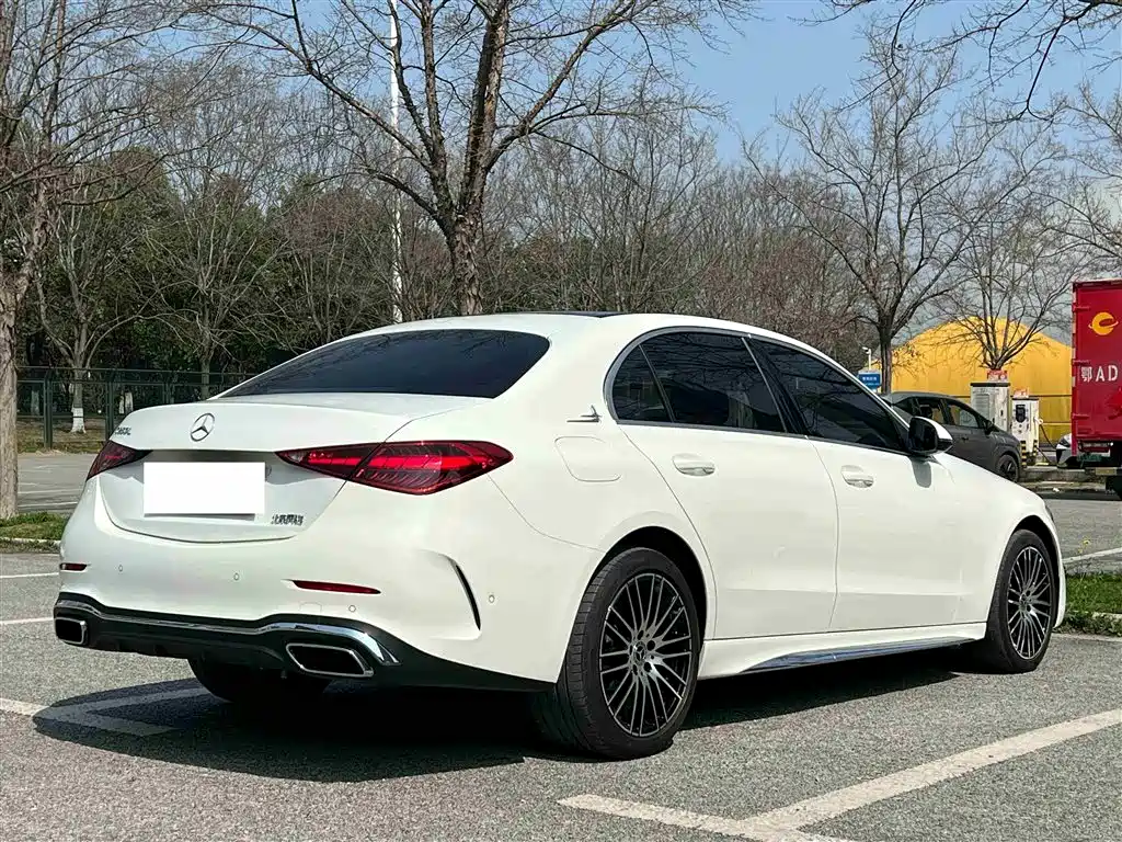MERCEDES-BENZ CLASS C