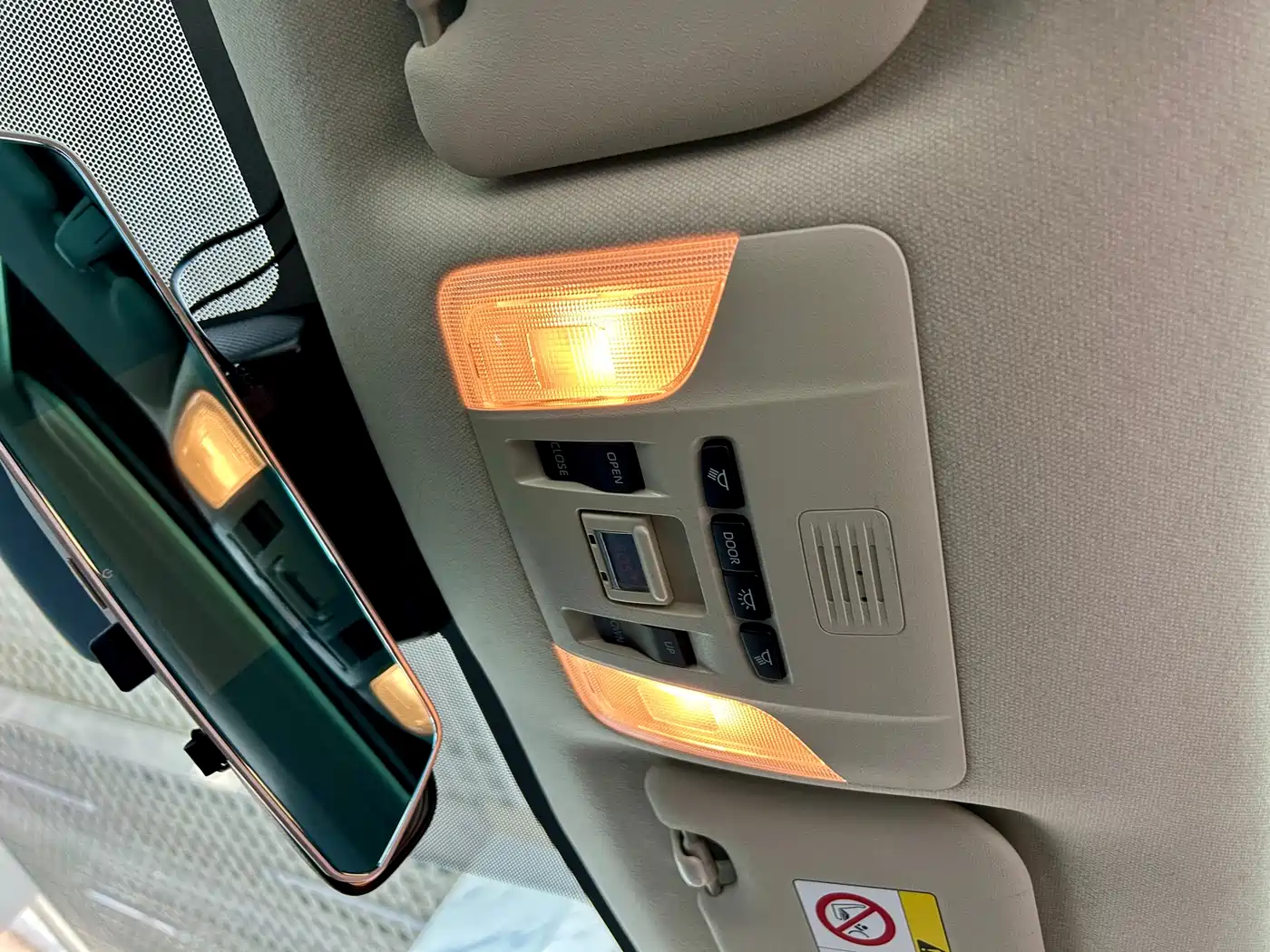  Toyota Corolla 2022 Hybrid 1.8L E-CVT Pioneer Edition 19