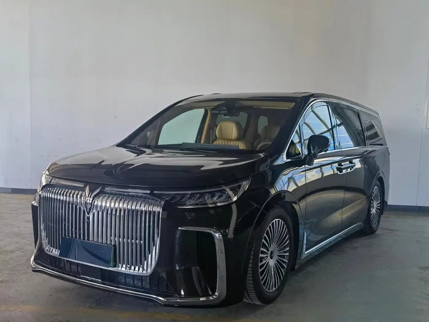 Voyah Auto Voyah Dreamer 2025 PHEV AWD Flagship Kunpeng Edition