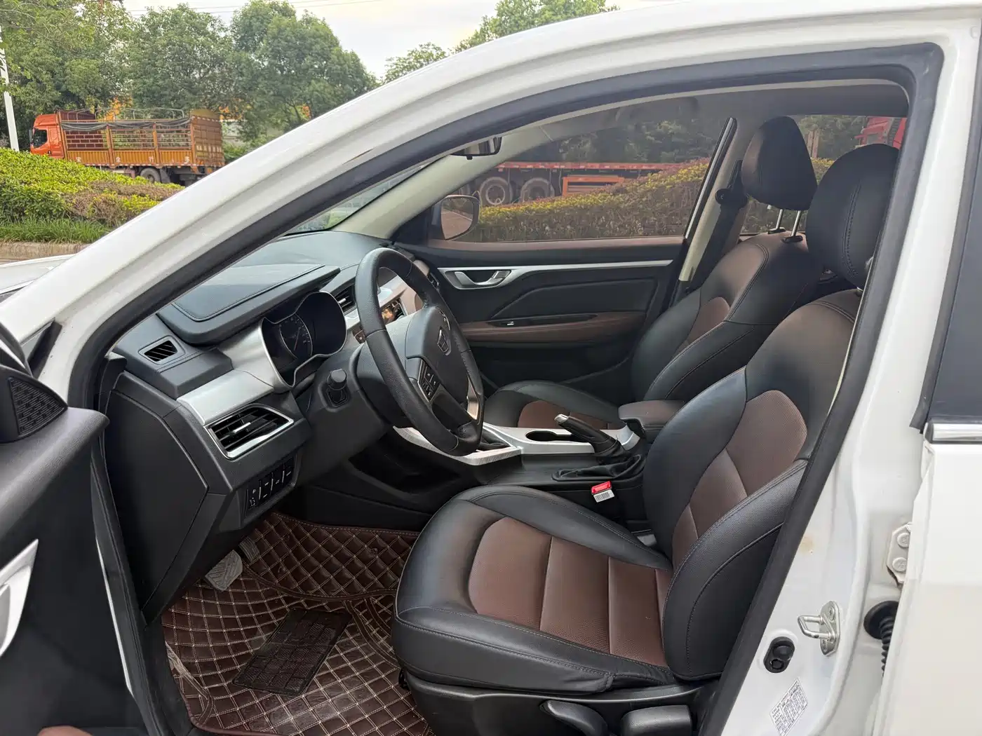 Geely Vision 2019 2019 Upgrade Edition 1.5L CVT Premium (China VI)