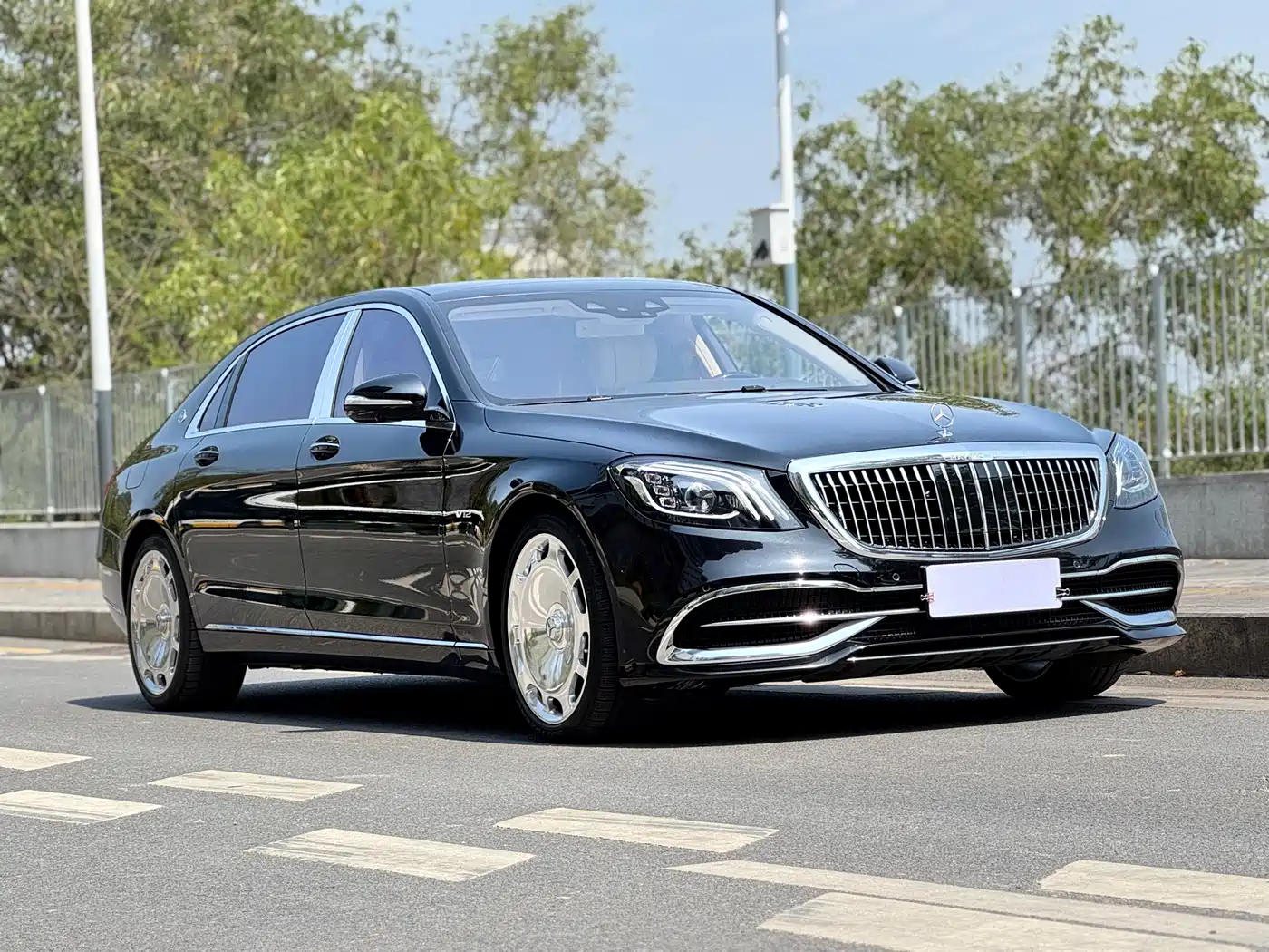 Mercedes-Benz Maybach S-Class 2018 Model S 680 фото 2