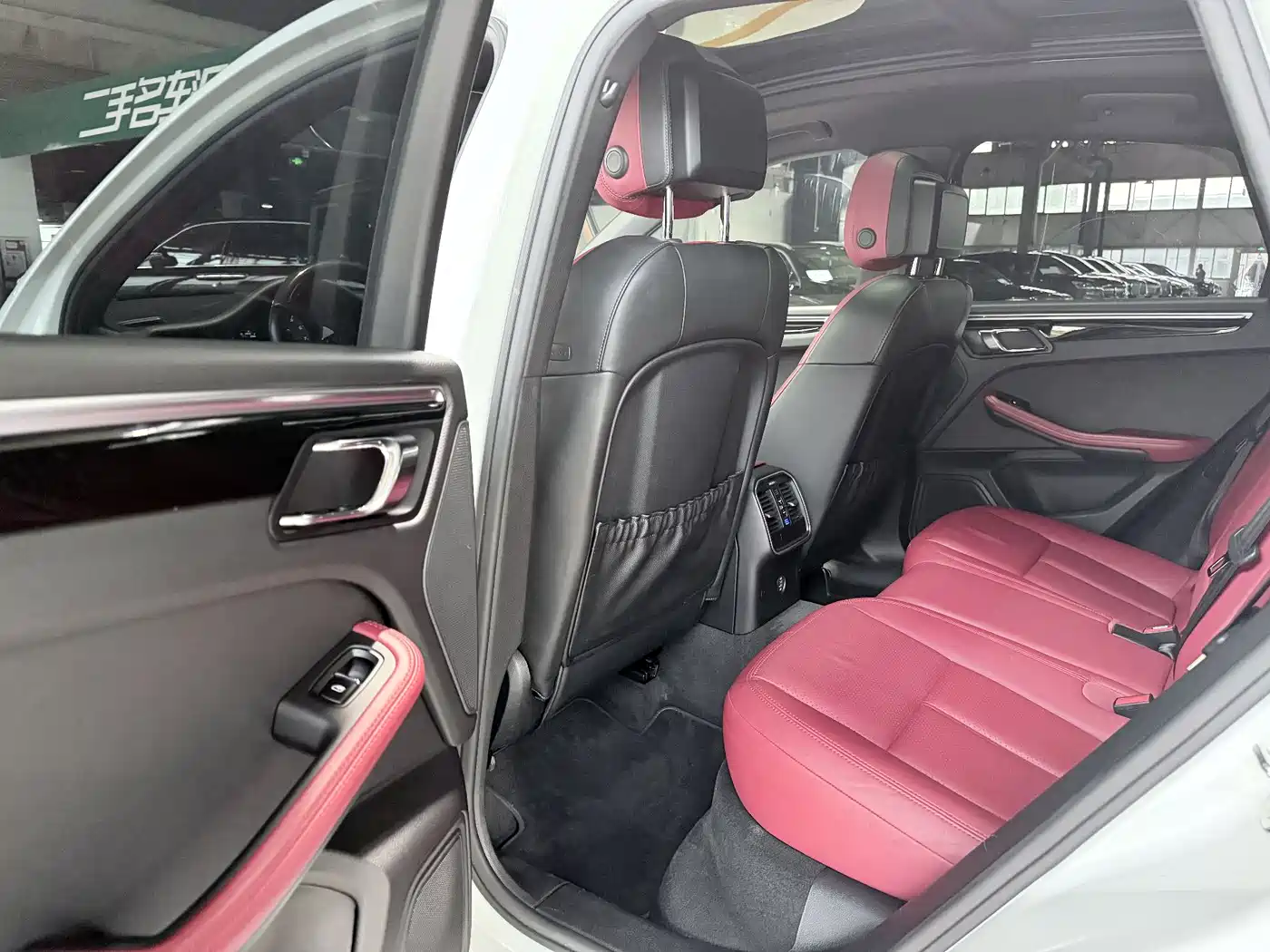 Porsche Macan 2017 Macan S 3.0T фото 7